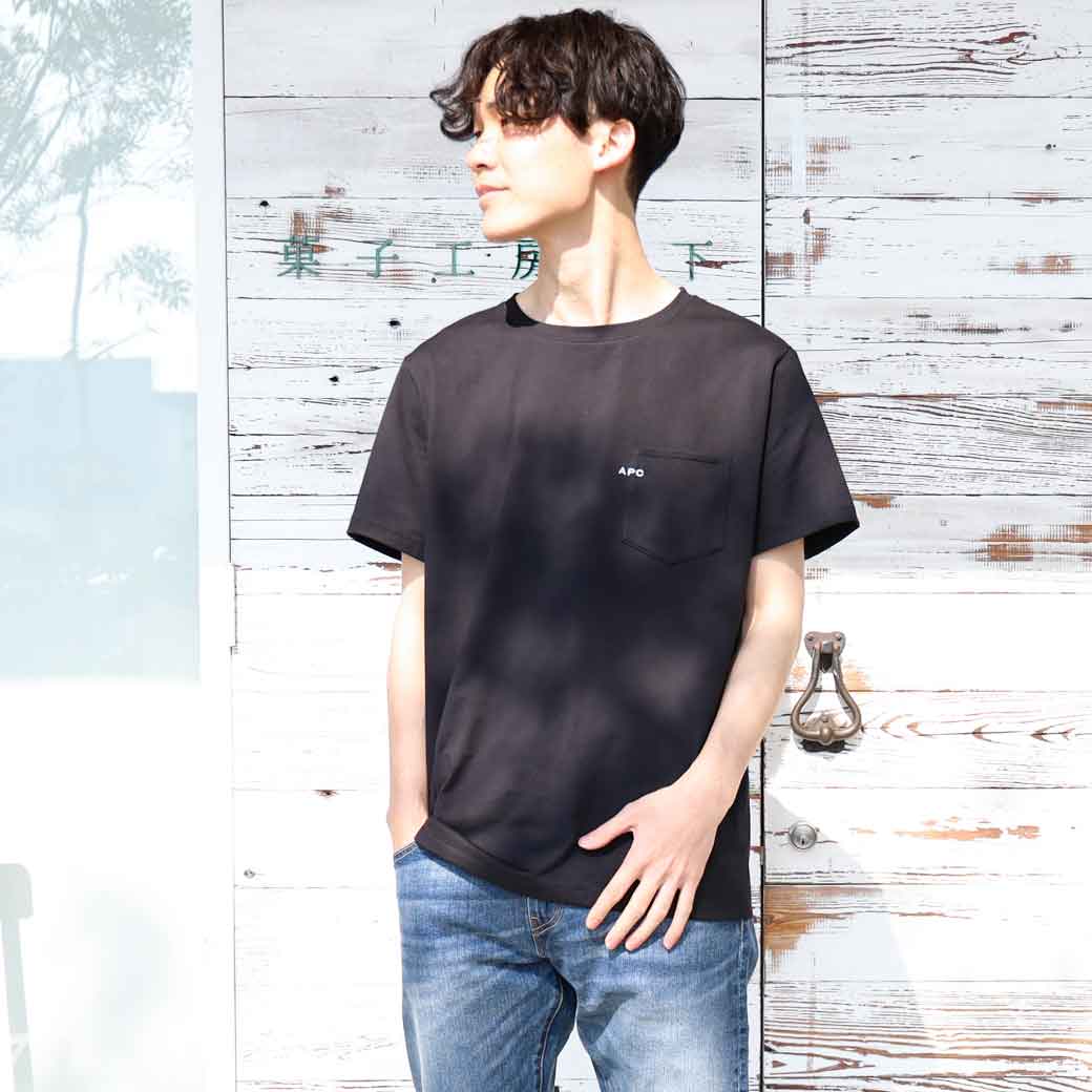 A.P.C. アーペーセー 刺繍入りポケット付Tシャツ