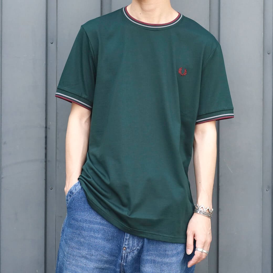 FRED PERRY フレッドペリー ツインティップド Tシャツ