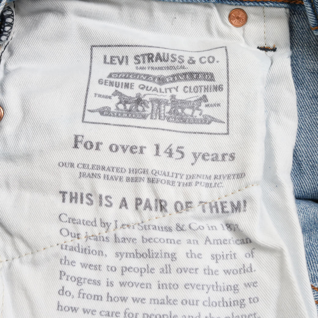 Levi's リーバイス AUTHENTIC STRAIGHT FACE TO FACE｜BORN FREE