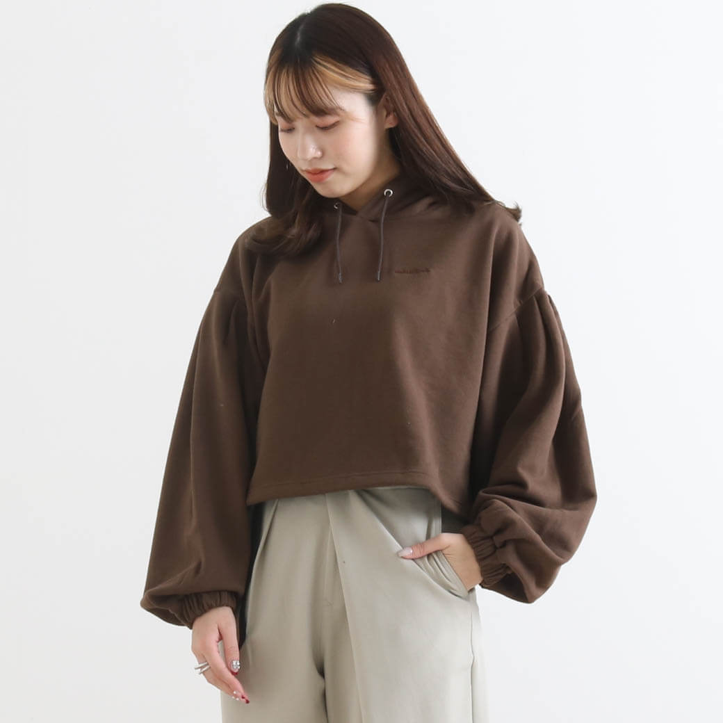 MILKFED. ミルクフェド CROPPED HOODIE