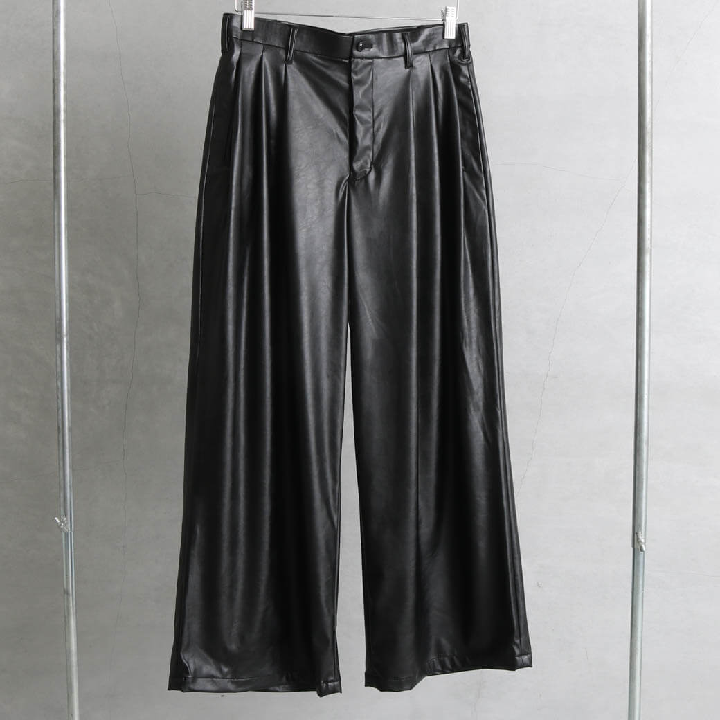 AiE エーアイイー TUCKED WIDE PANT - SYNTHETIC LEATHER